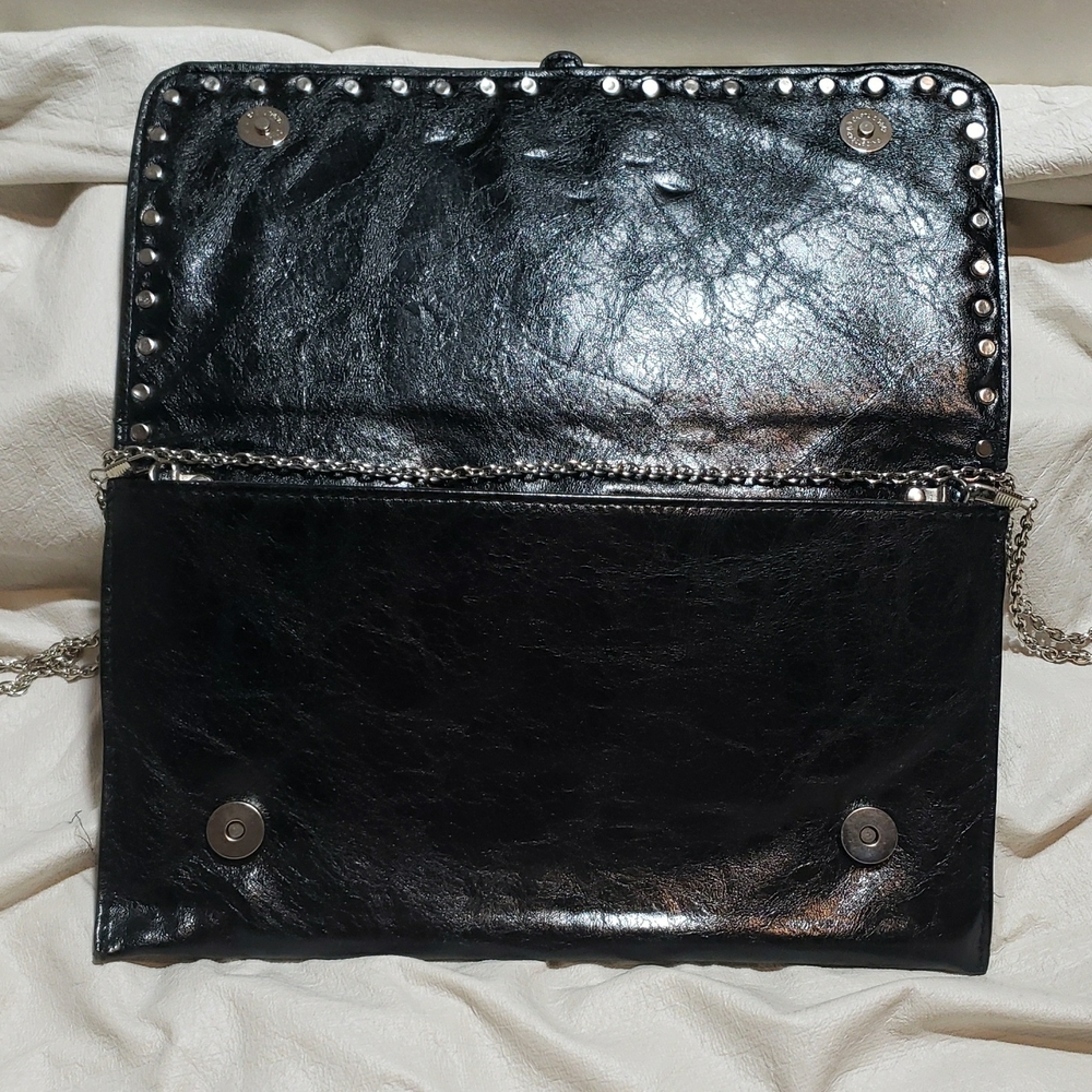Elegant Black Woven Design Clutch with Chain Strap - Picture 2 of 3